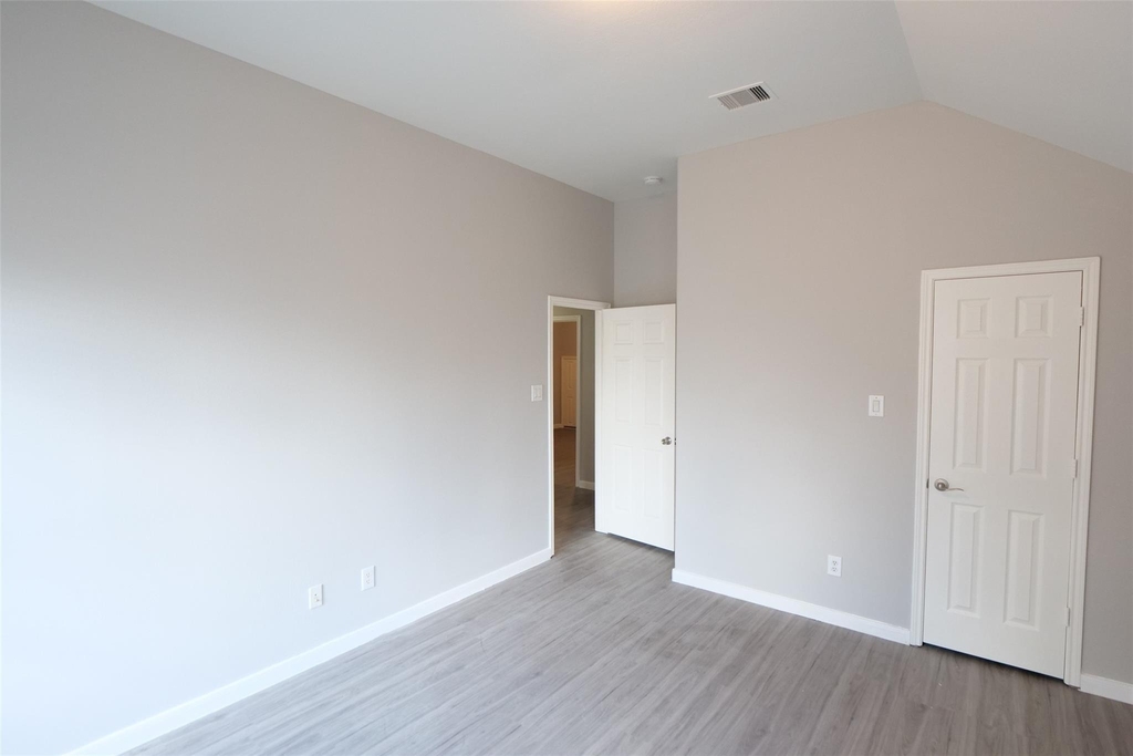 6119 Lakenshire Falls Lane - Photo 28