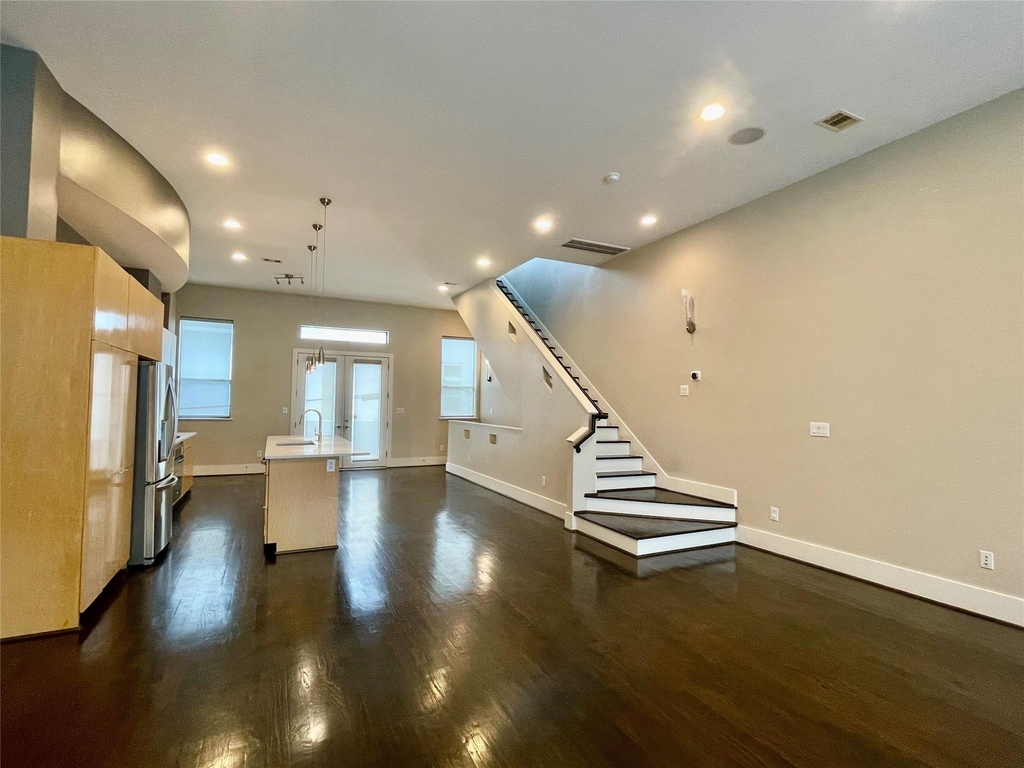 954 Patterson Street - Photo 10