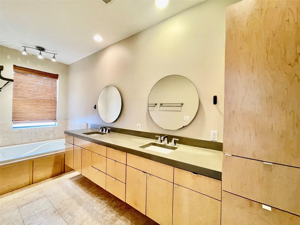 954 Patterson Street - Photo 15