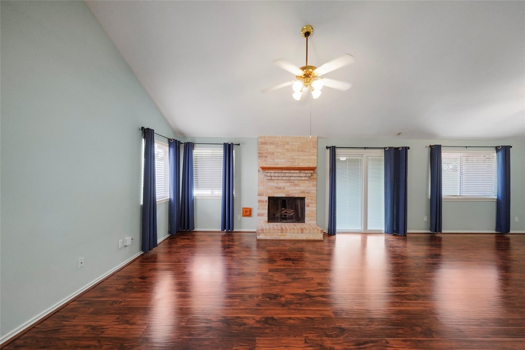 17206 Park Lodge Drive - Photo 2