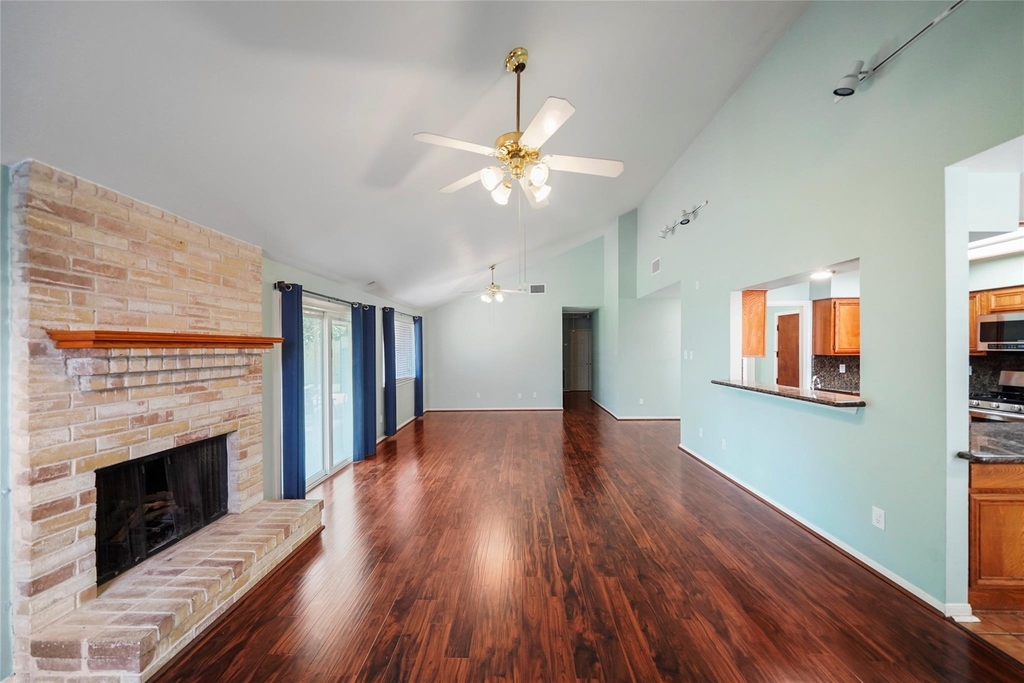 17206 Park Lodge Drive - Photo 5