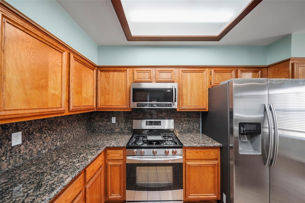 17206 Park Lodge Drive - Photo 11