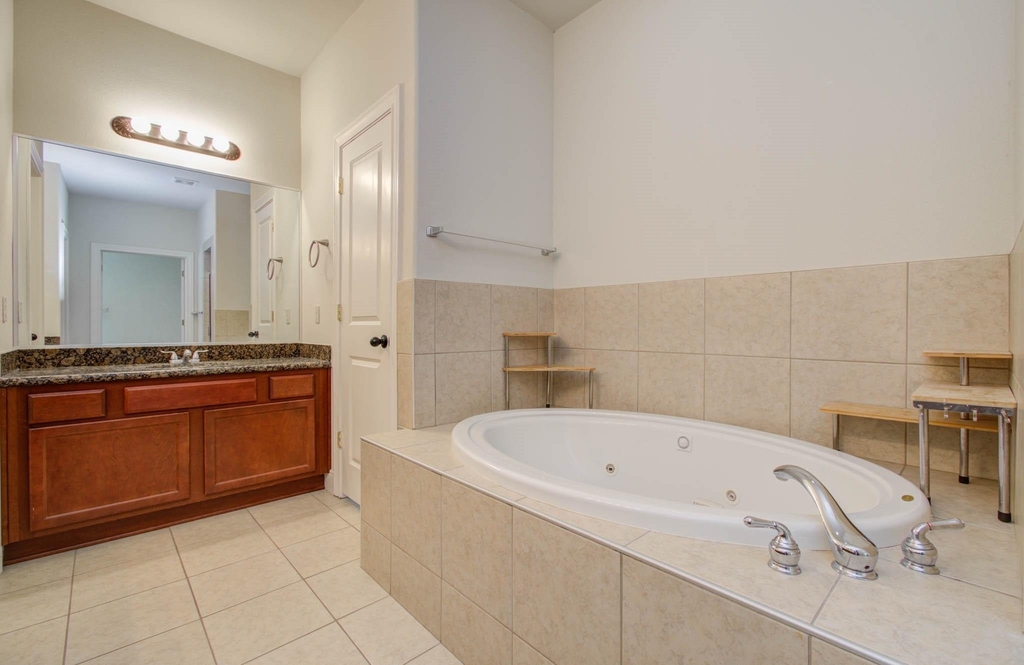 10205 Brooktree Drive - Photo 16