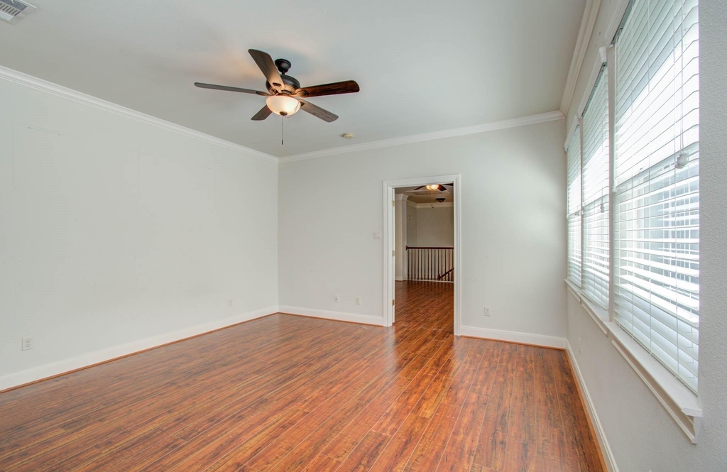 10205 Brooktree Drive - Photo 18