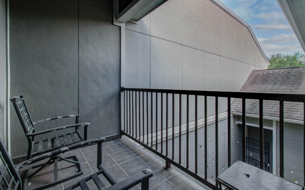 10205 Brooktree Drive - Photo 21