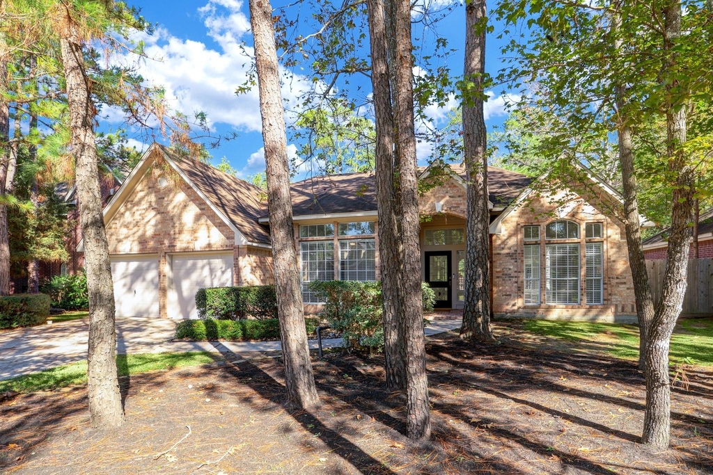 138 Summer Storm Place - Photo 0