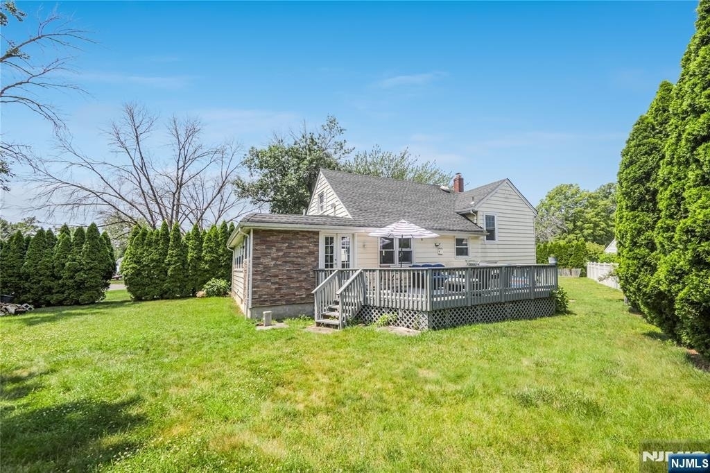 122 Village Circle West - Photo 19