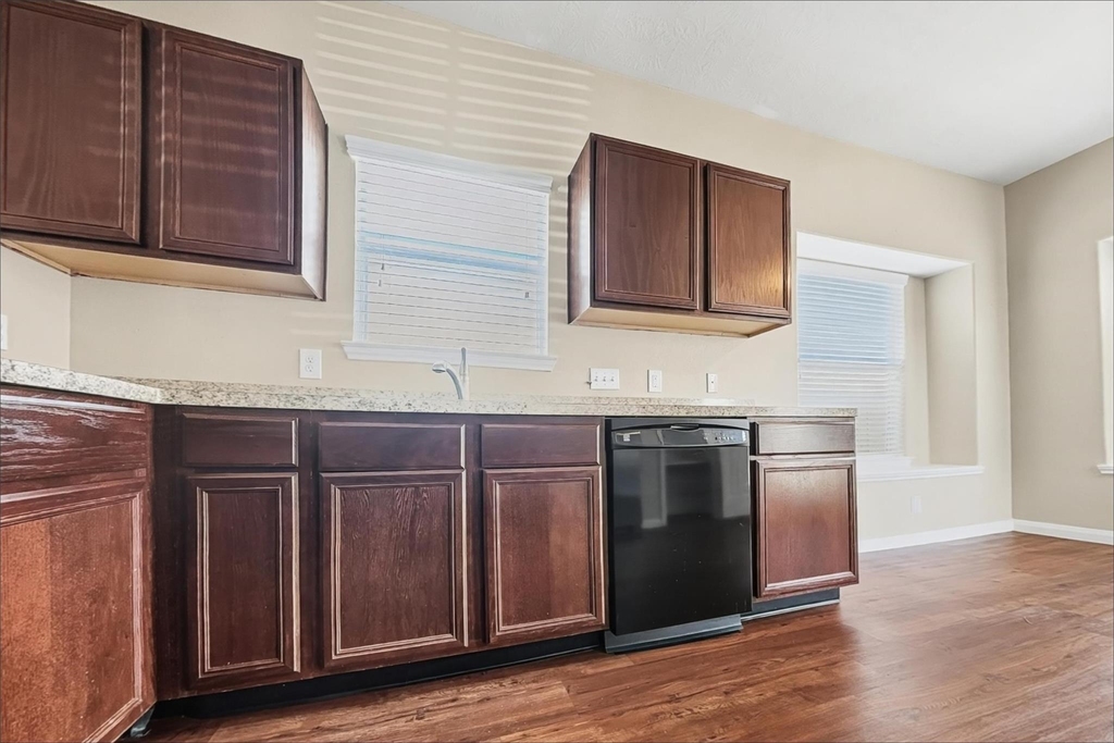 2606 Bammelwood Drive - Photo 2