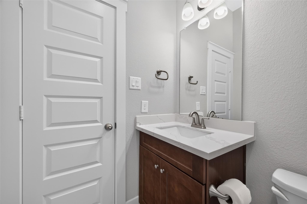 18410 Central Creek Drive Drive - Photo 27