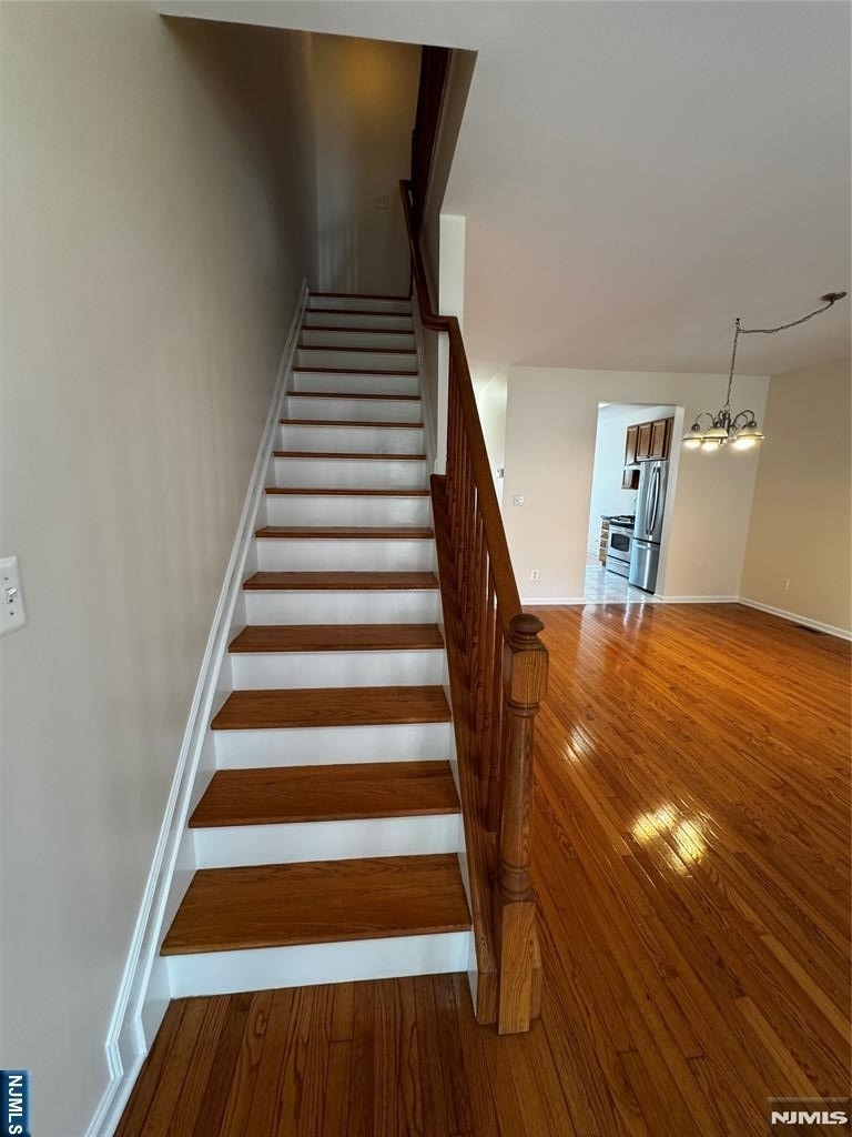 533 Coventry - Photo 13