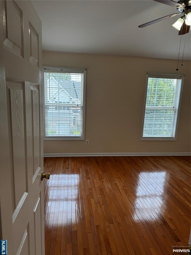 533 Coventry - Photo 16