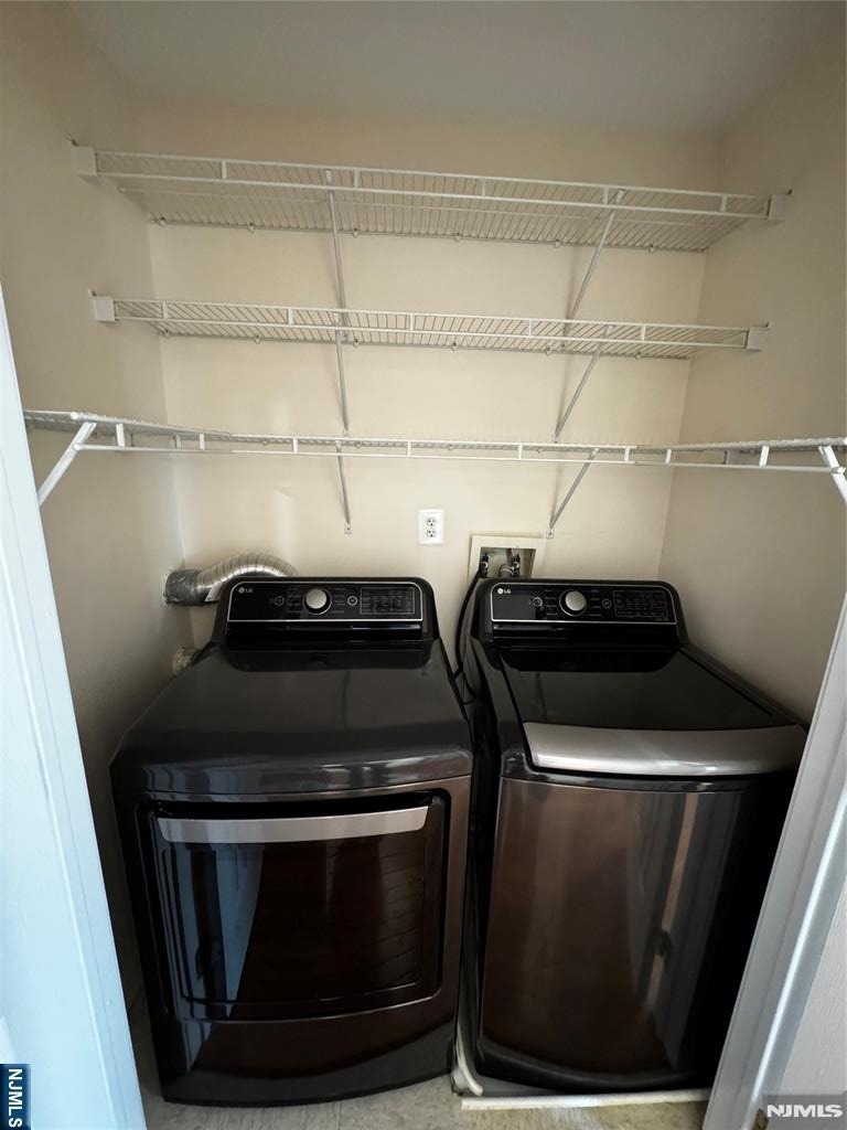 533 Coventry - Photo 19