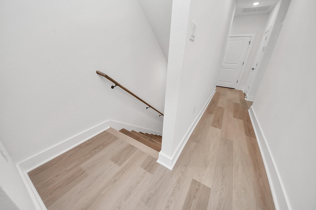 5630 Dolores Street - Photo 9