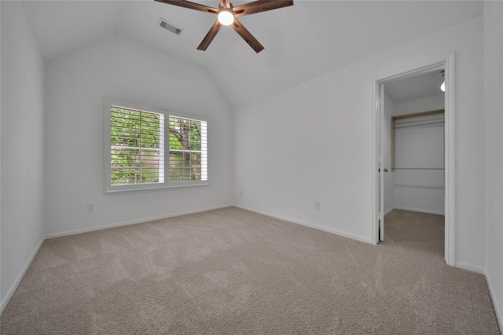 7 Churchdale Place - Photo 32
