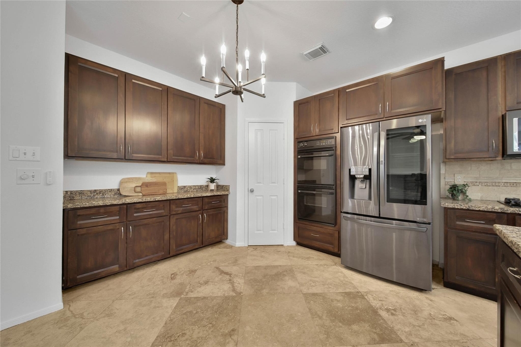 7 Churchdale Place - Photo 16
