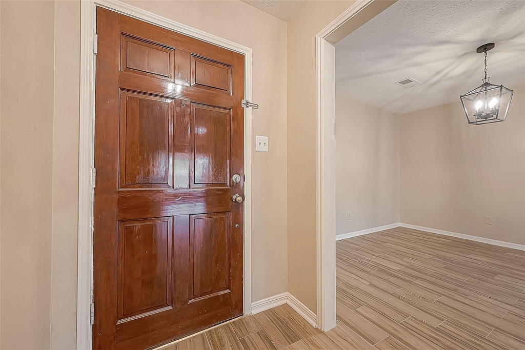 22319 Rangeview Drive - Photo 6