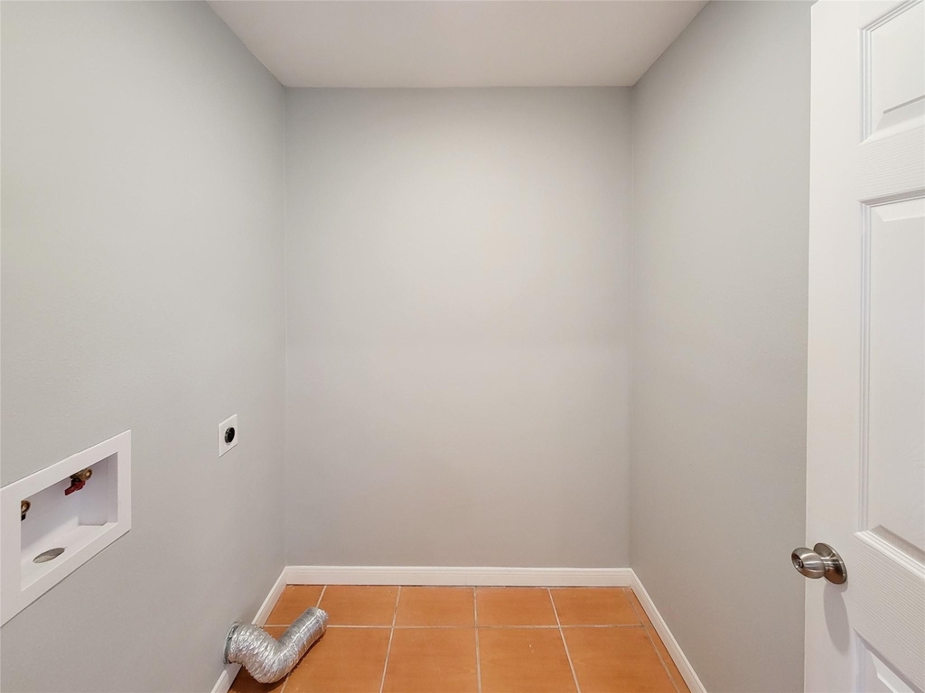12422 Mylla Street - Photo 21
