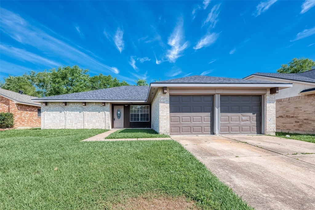 19510 Westhaven Drive - Photo 0