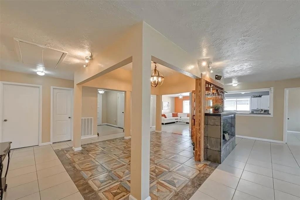 10431 Odessa Drive - Photo 10