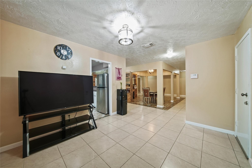 10431 Odessa Drive - Photo 13