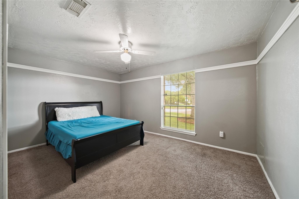 10431 Odessa Drive - Photo 17