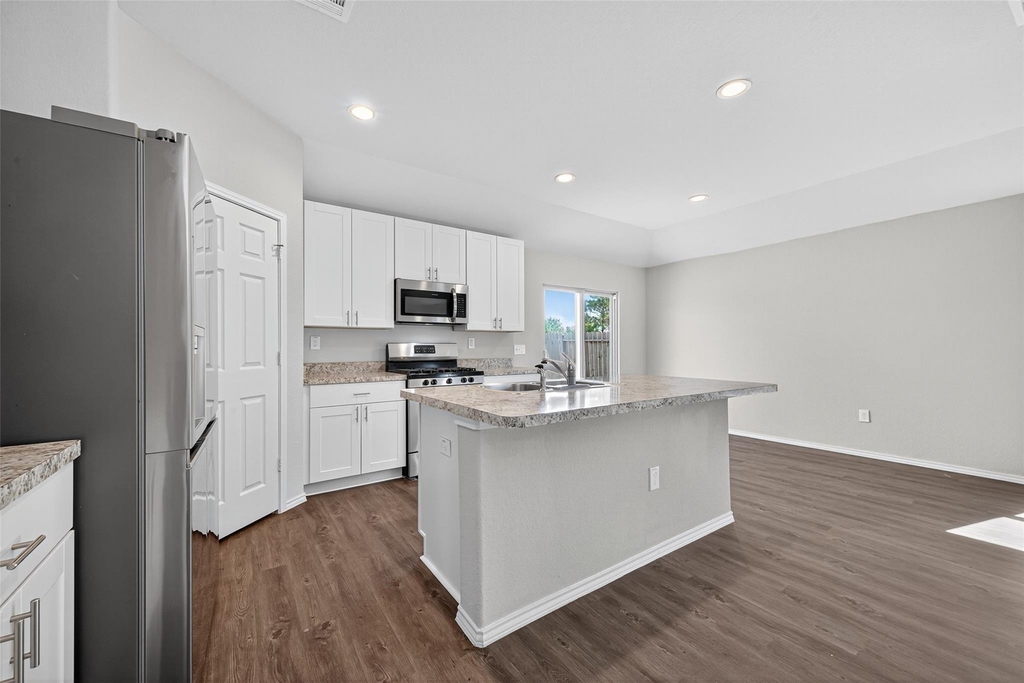 15171 Willow Tree Lane - Photo 17