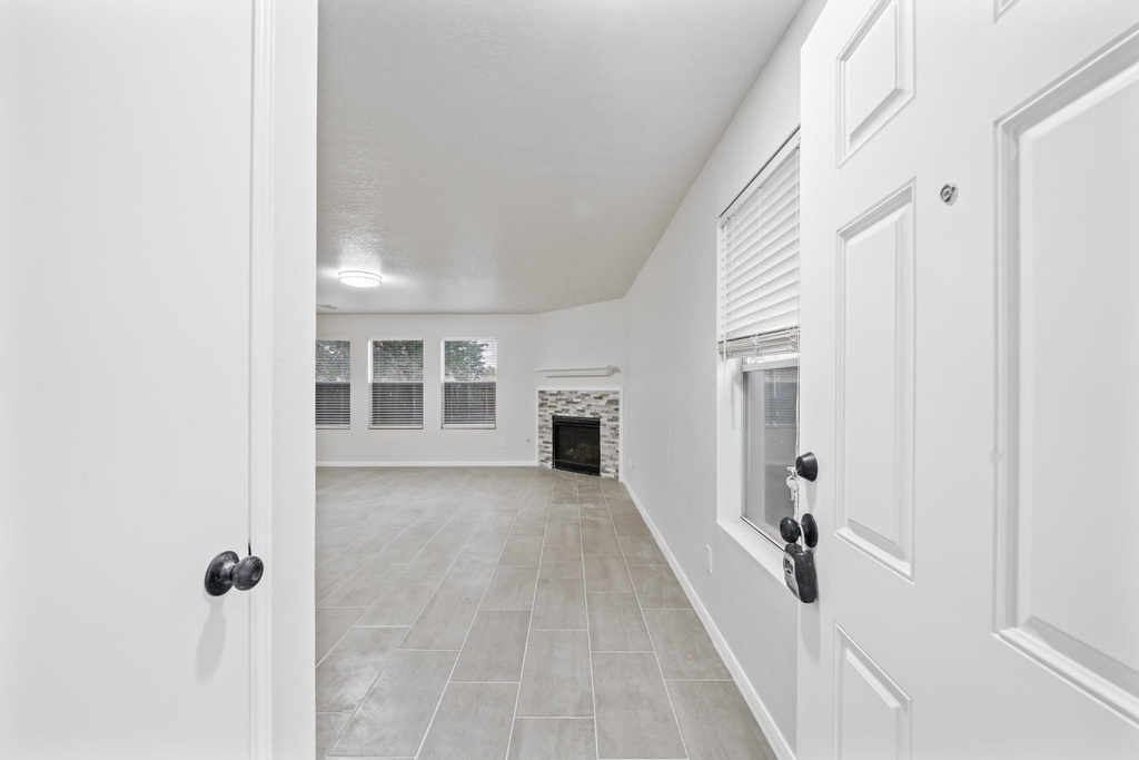 19606 Narcissus Brook Lane - Photo 3