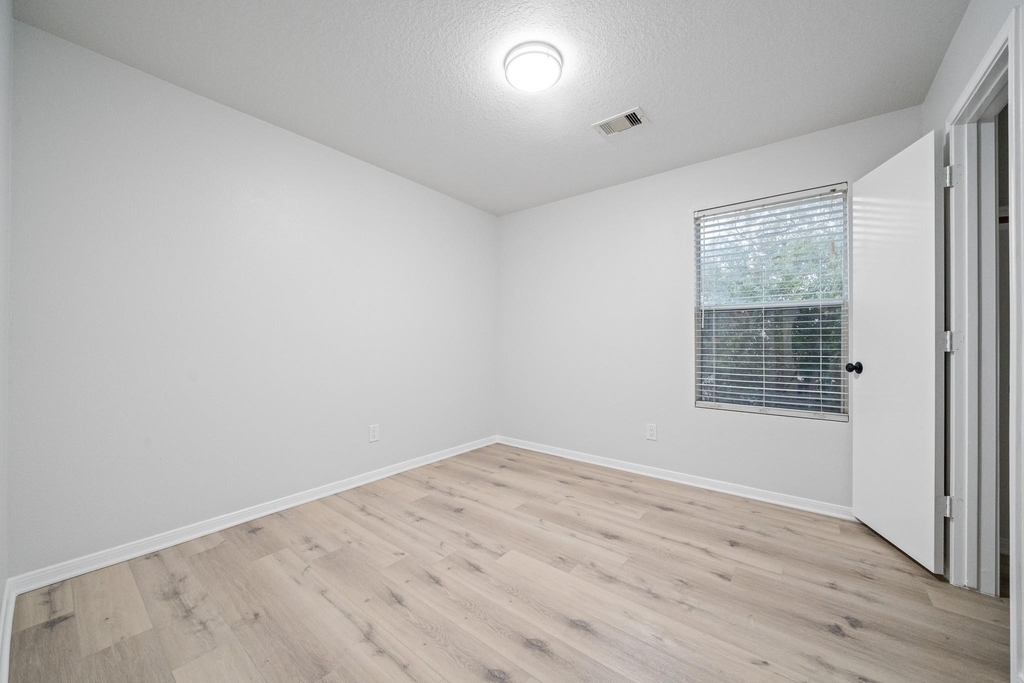 19606 Narcissus Brook Lane - Photo 34