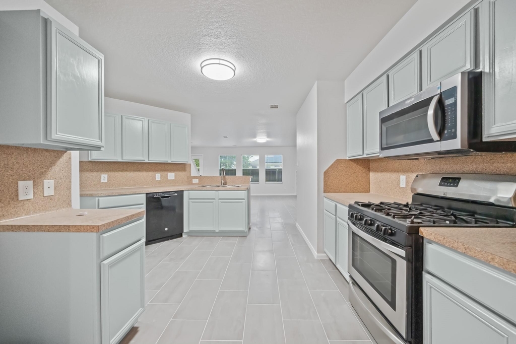 19606 Narcissus Brook Lane - Photo 8