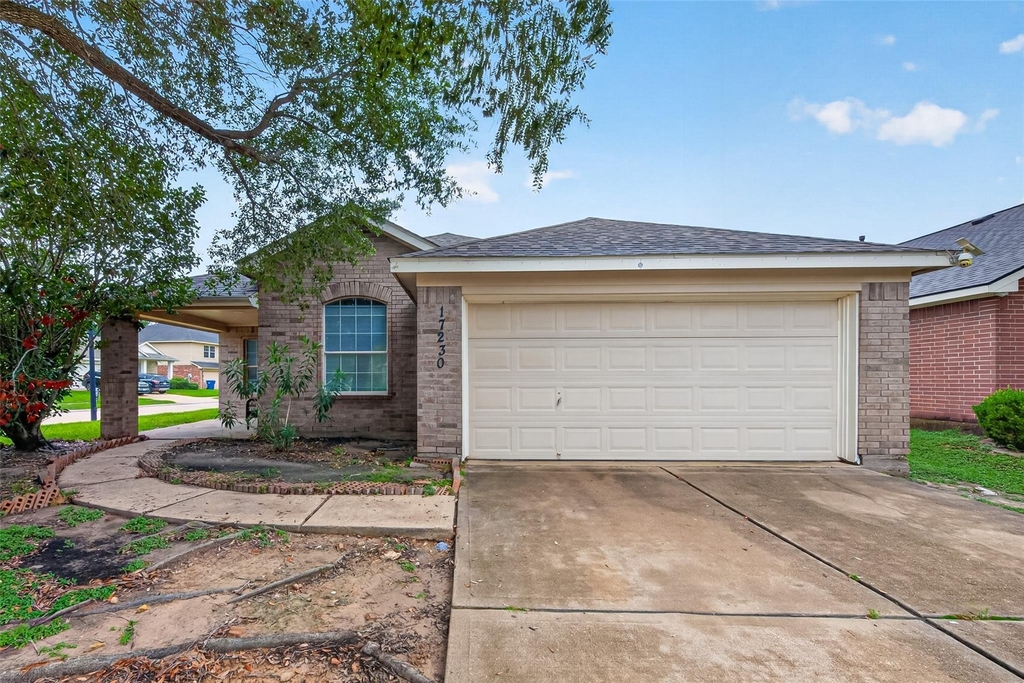 17230 Hollow Sands Court - Photo 0