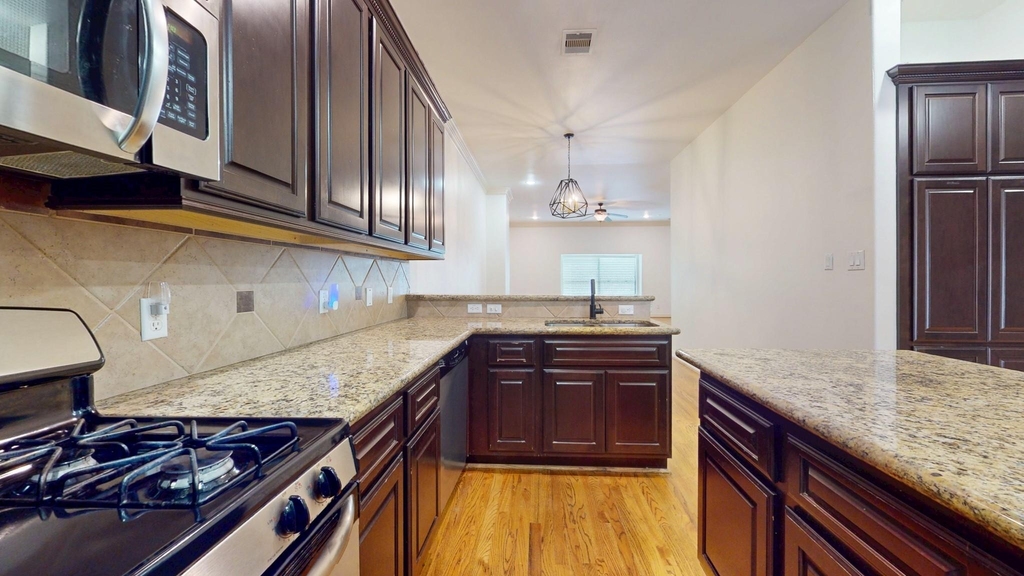 2540 Prospect Street - Photo 13