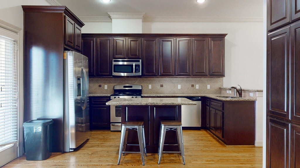 2540 Prospect Street - Photo 11