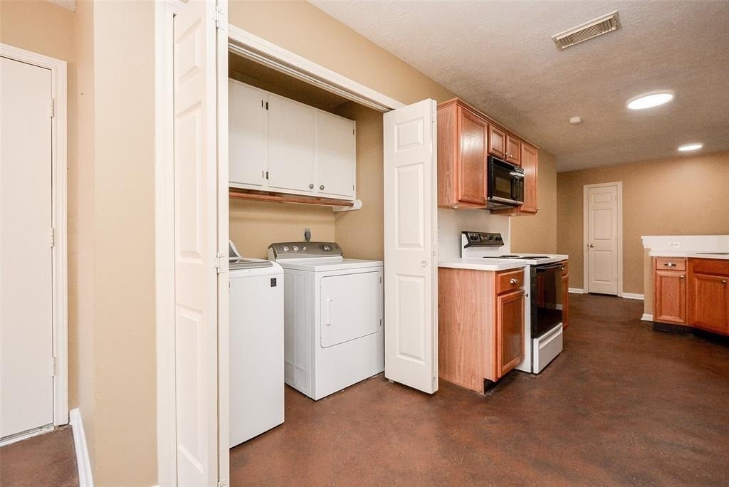 22823 Williamschase Drive - Photo 9
