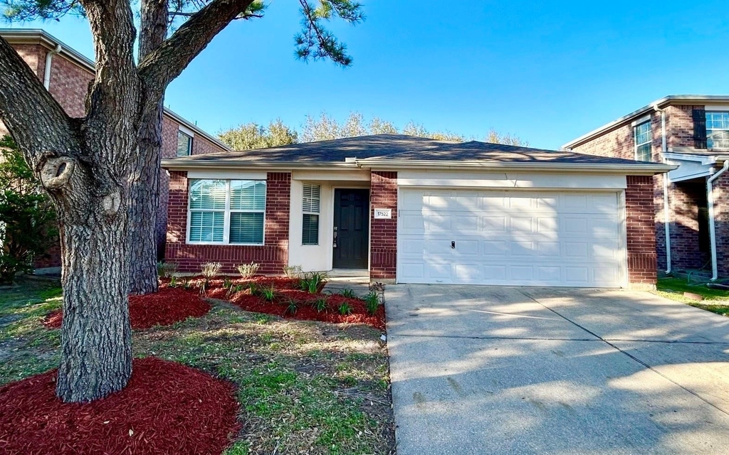 17522 Prospect Meadows Drive - Photo 0