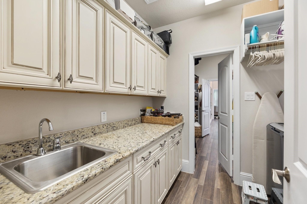 19 Cohasset Place - Photo 27