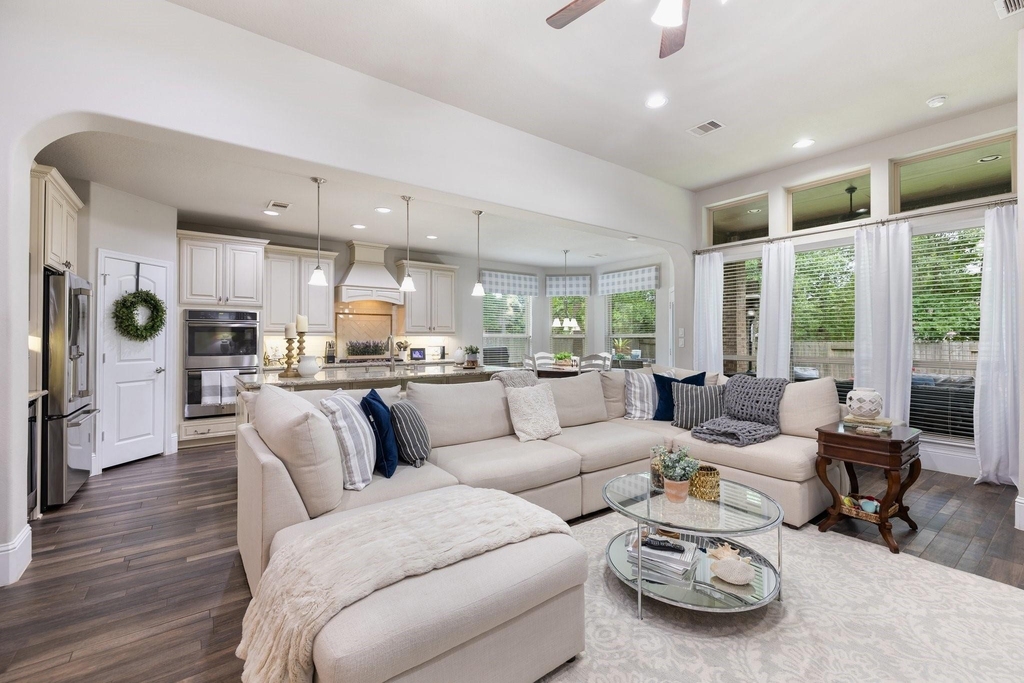 19 Cohasset Place - Photo 12