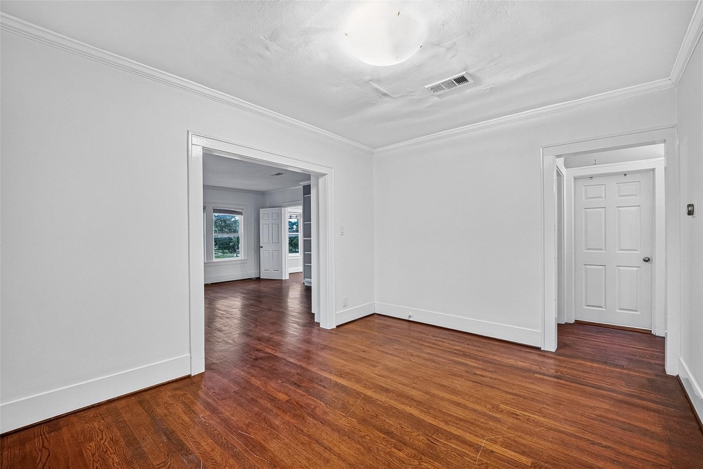 1758 Hawthorne Street - Photo 14
