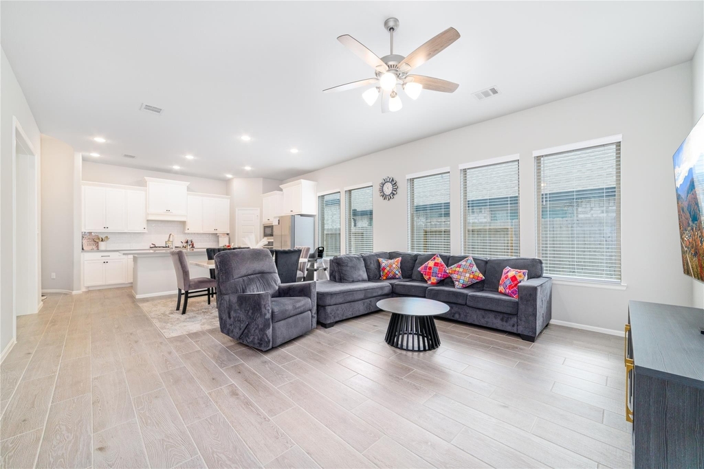 10443 Cecilia Star Lane - Photo 6
