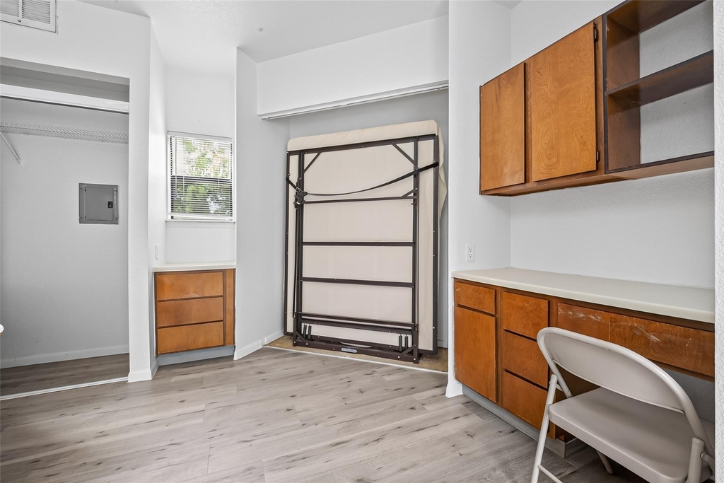 7901 Cambridge Street - Photo 8
