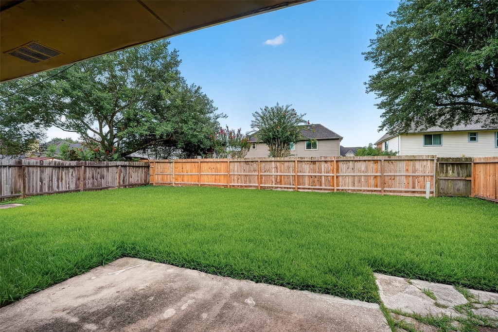 3010 Becket Street - Photo 22
