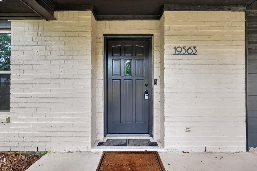 19563 Loafers Lane - Photo 5
