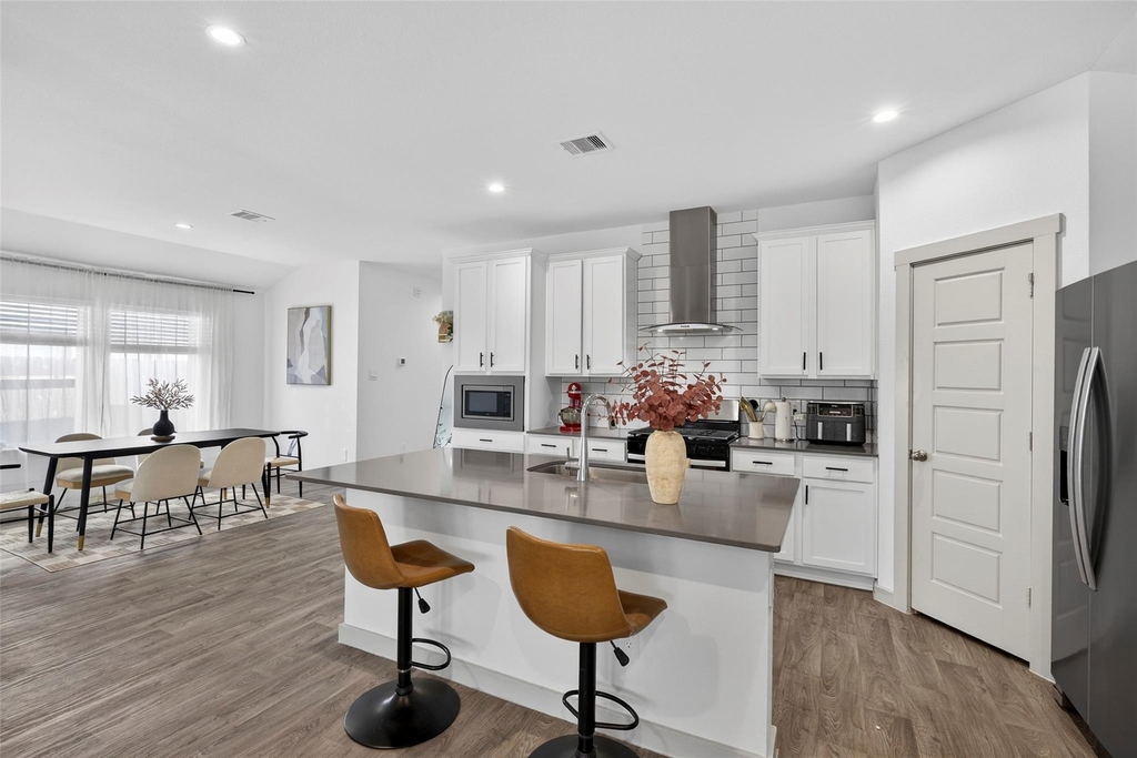 12812 Tokenhouse Lane - Photo 1