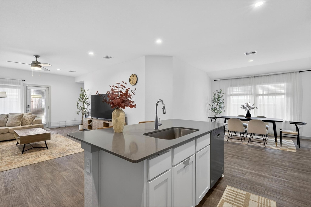 12812 Tokenhouse Lane - Photo 11