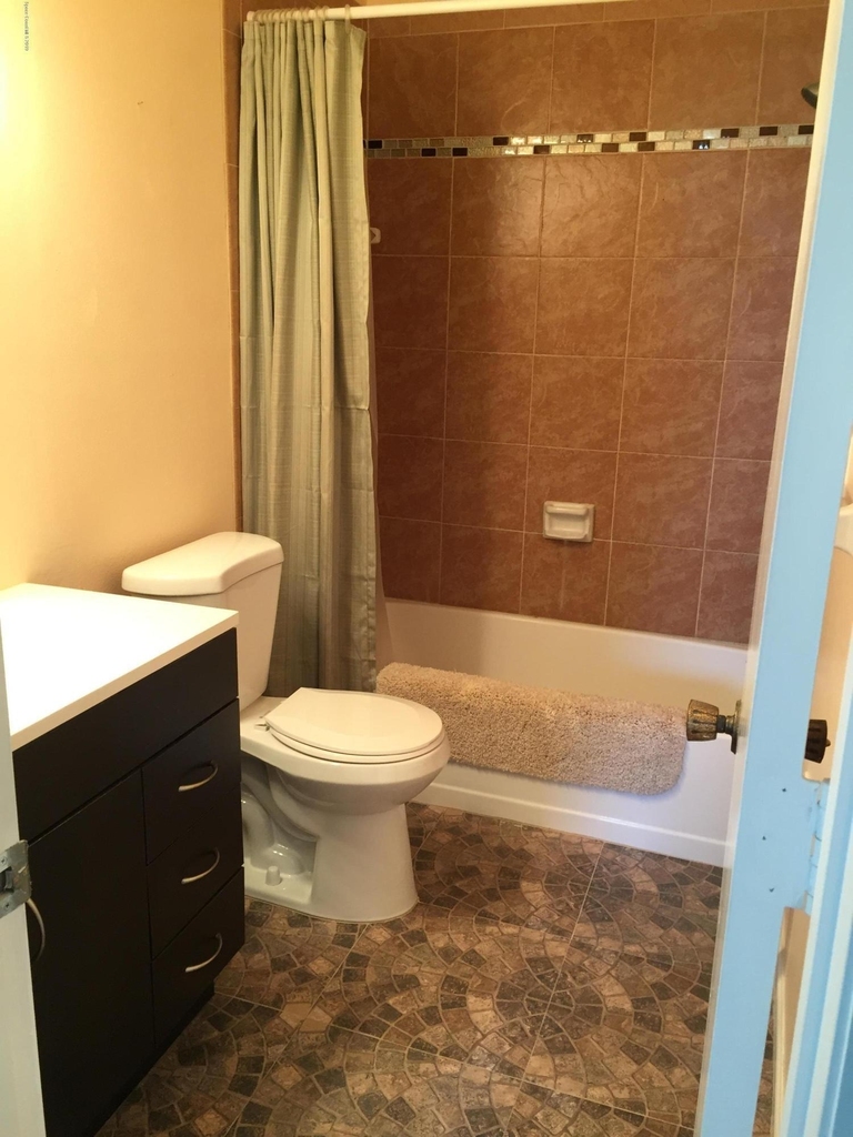 1011 Abada Court Ne - Photo 12