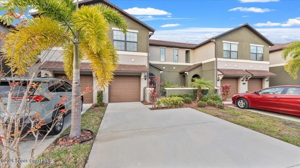 1320 Lara Circle - Photo 1