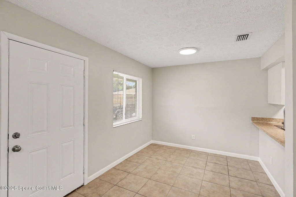 1580 South Street - Photo 6