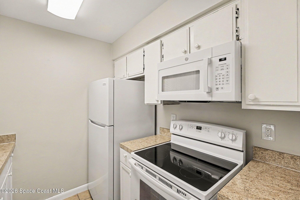 1580 South Street - Photo 8