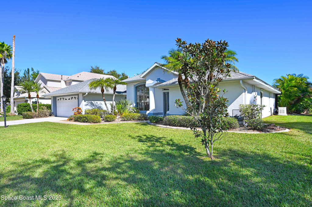 3643 Bluefield Avenue - Photo 39