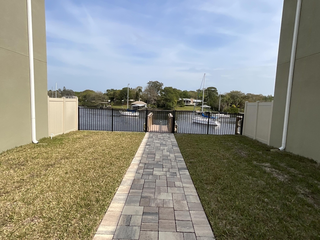 870 Paddleboard Court - Photo 24