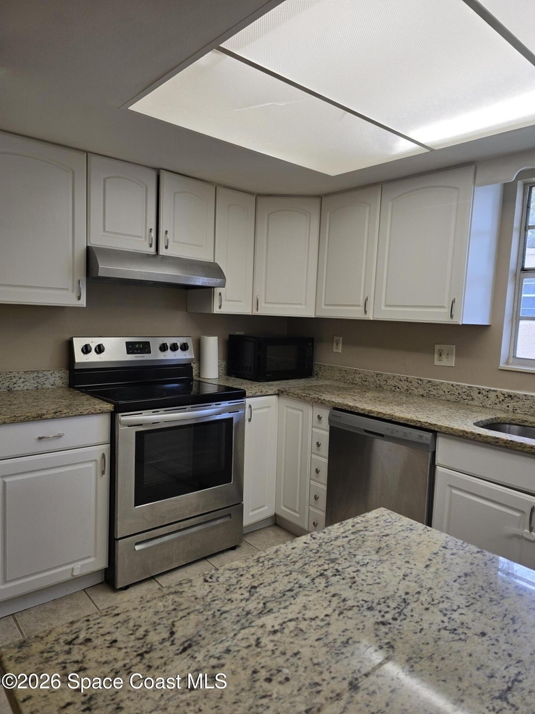 3135 Shady Dell Lane - Photo 11